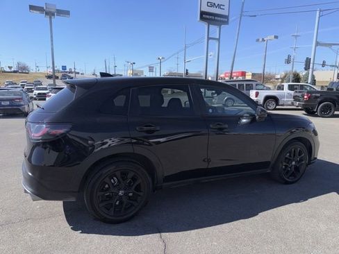 Used 2025 Honda HR-V Sport image 10