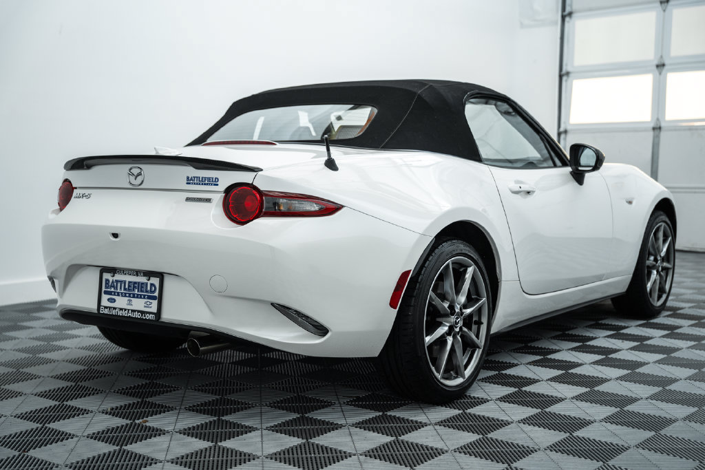 Used 2023 MAZDA MX-5 Miata Grand Touring w/ Weather Package RWD image 5