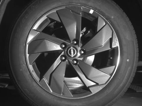 Used 2025 Nissan Rogue SV FWD image 14
