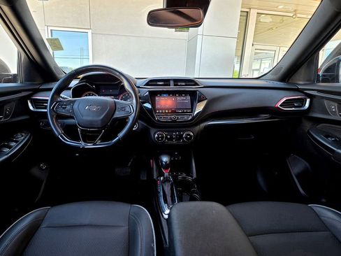 Used 2023 Chevrolet TrailBlazer RS w/ Sun and Liftgate Package AWD/4WD image 14