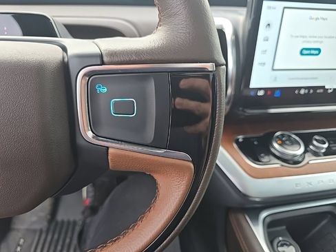Used 2025 Ford Expedition King Ranch AWD/4WD image 25