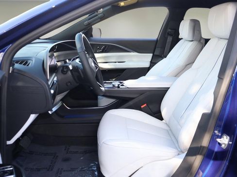 New 2026 Cadillac Lyriq Sport image 13