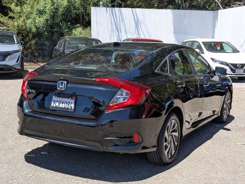 Used 2017 Honda Civic EX image 5