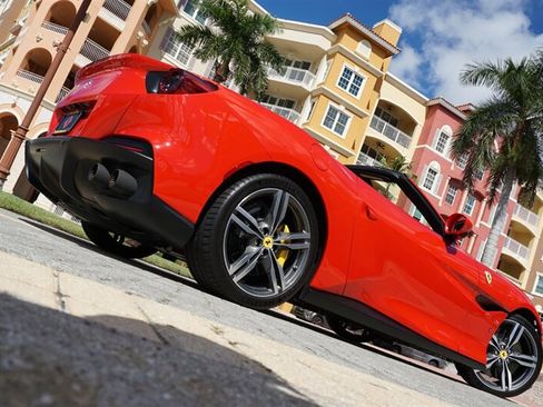 Used 2022 Ferrari Portofino M RWD image 62