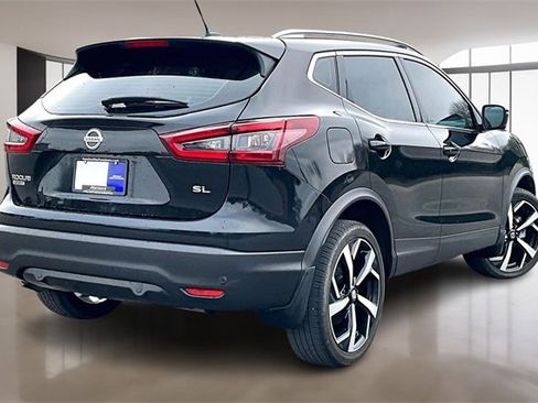 Used 2022 Nissan Rogue Sport SL w/ Premium Package image 6