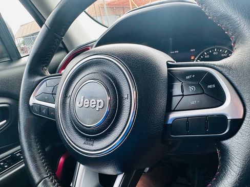 Used 2016 Jeep Renegade Trailhawk AWD/4WD image 15