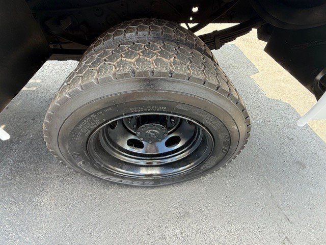 Used 2000 Ford F450 XL RWD image 10