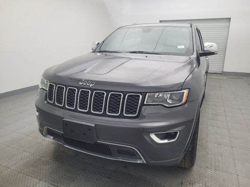 Used 2018 Jeep Grand Cherokee Limited image 15