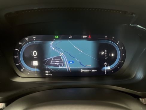 Used 2025 Volvo V60 B5 Cross Country Plus image 22