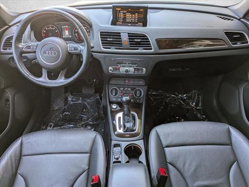 Used 2017 Audi Q3 2.0T Premium Plus FWD image 17