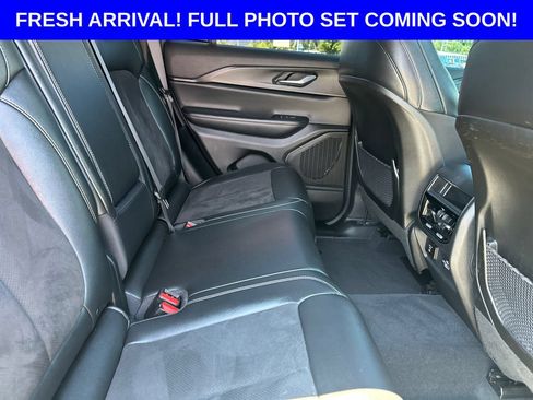 Used 2024 Jeep Grand Cherokee Altitude AWD/4WD image 32