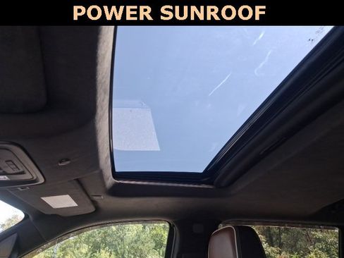 Used 2023 GMC Sierra 1500 Denali Ultimate image 12