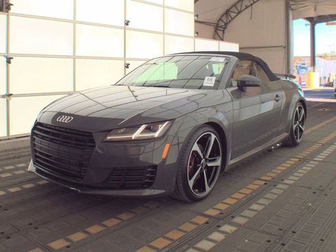 Used 2018 Audi TT 2.0T w/ Technology Package image 3