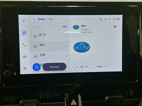 Used 2024 Toyota Corolla LE image 19