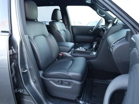 Certified 2024 Nissan Armada SL w/ Midnight Edition Package AWD/4WD image 28