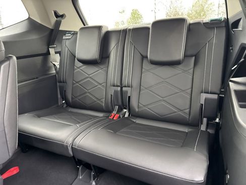 New 2026 Volkswagen Atlas SE FWD image 15