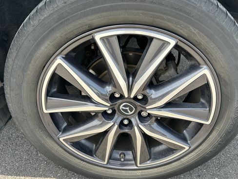 Used 2018 MAZDA CX-5 Touring w/ Preferred Equipment Package FWD image 13