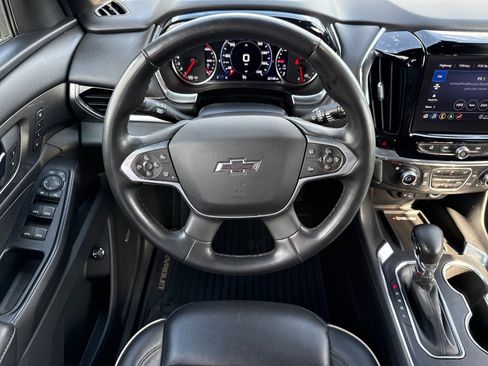 Used 2023 Chevrolet Traverse Premier w/ Redline Edition AWD/4WD image 13