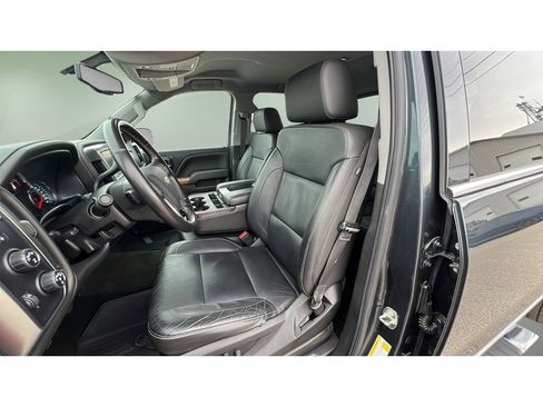 Certified 2018 Chevrolet Silverado 1500 LTZ w/ Sport Package image 24