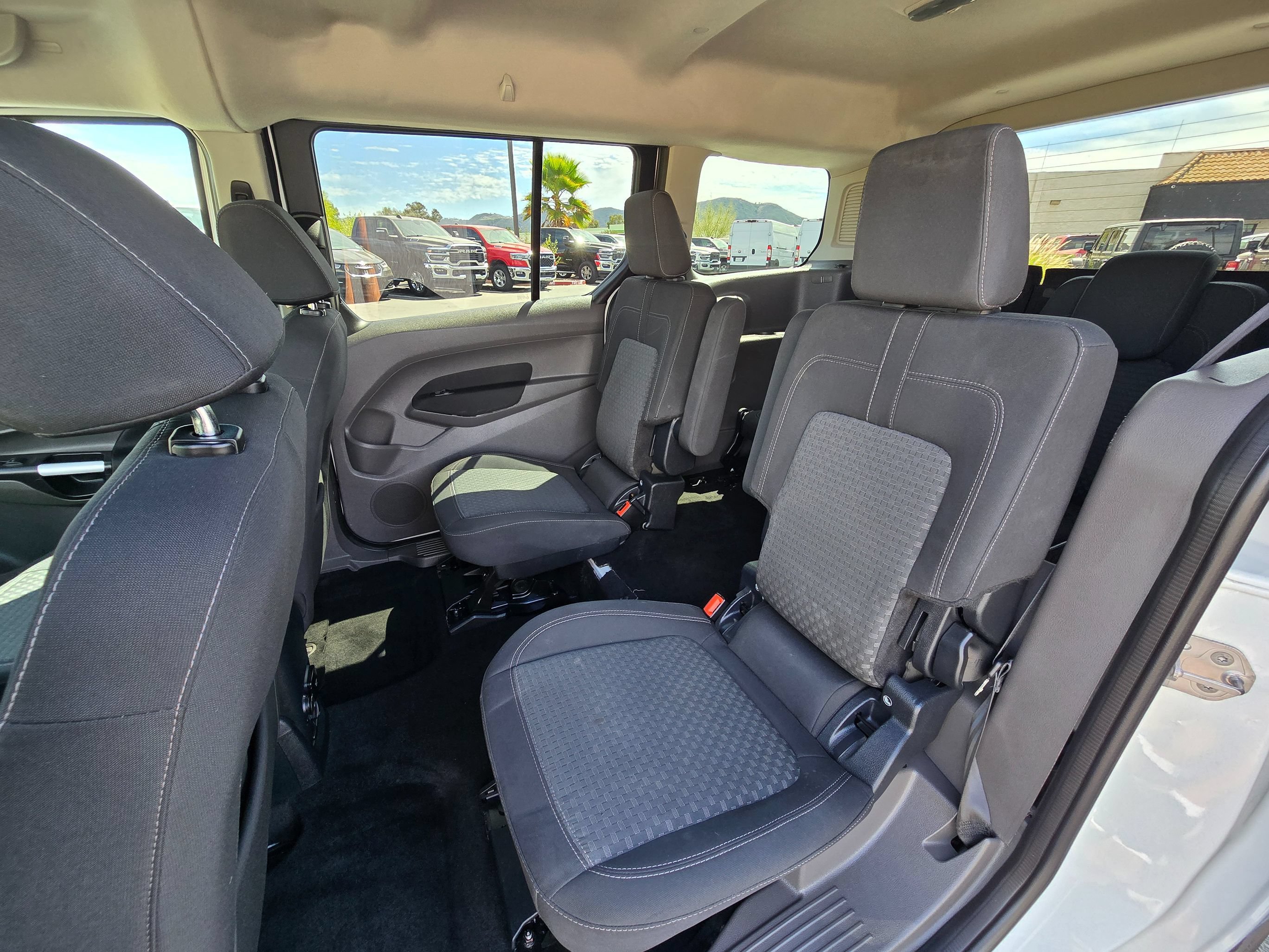 Used 2023 Ford Transit Connect XLT w/ Trailer Tow Package FWD image 21
