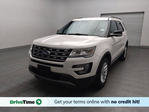 Used 2017 Ford Explorer XLT w/ Equipment Group 202A FWD image 1