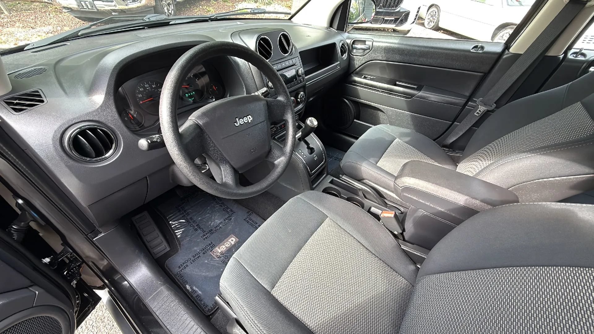 Used 2010 Jeep Compass Sport w/ PWR Equipment Group AWD/4WD image 13