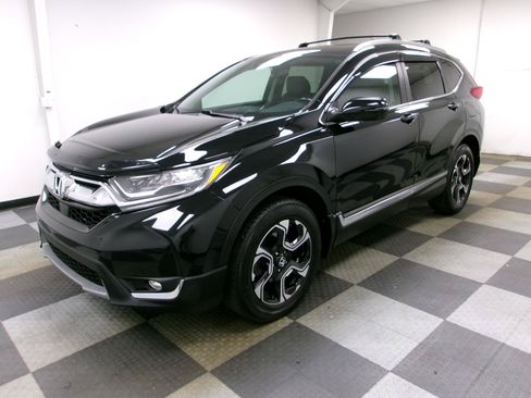 Used 2018 Honda CR-V Touring image 1