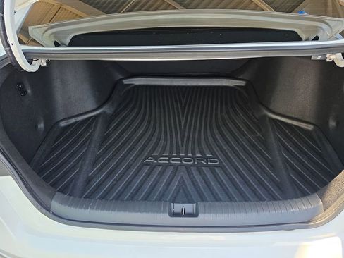 Used 2024 Honda Accord LX image 27