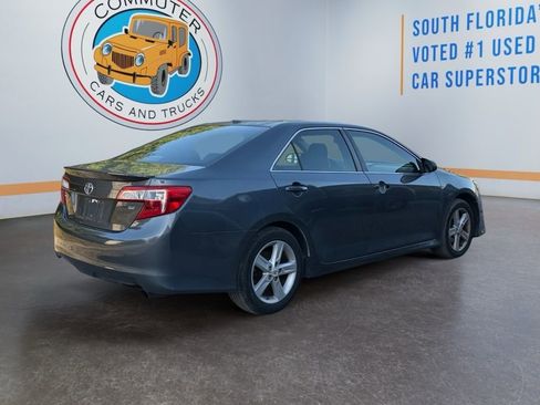 Used 2012 Toyota Camry SE image 6