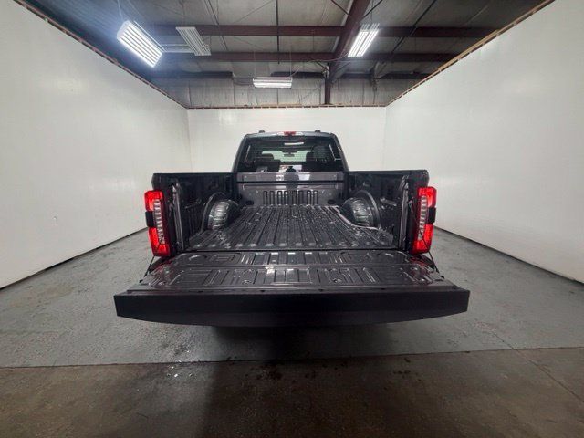 Used 2024 Ford F250 XL w/ STX Appearance Package AWD/4WD image 9