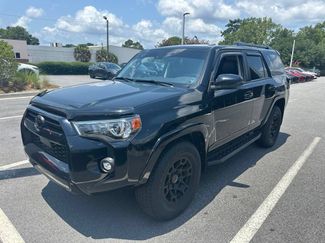 Used 2022 Toyota 4Runner SR5 Premium w/ Moonroof Package RWD video 3