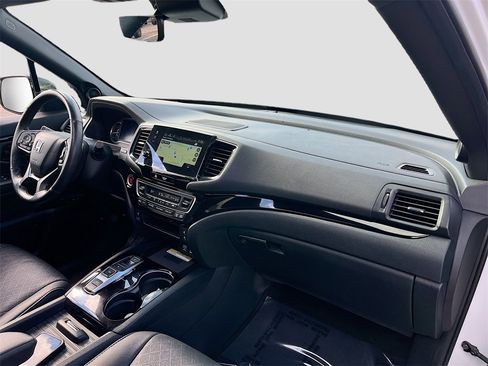 Used 2023 Honda Passport Elite image 30