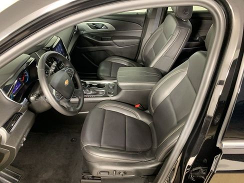 Used 2022 Chevrolet Traverse LT w/ LPO, 'HIT The Road' Package image 28