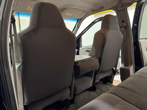 Used 2002 Ford F250 XLT image 16