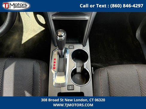 Used 2017 GMC Terrain SLE w/ Convenience Package image 16