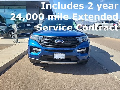 Used 2022 Ford Explorer XLT w/ Equipment Group 202A image 2