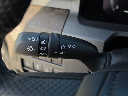 New 2026 Toyota Tacoma Limited AWD/4WD image 16
