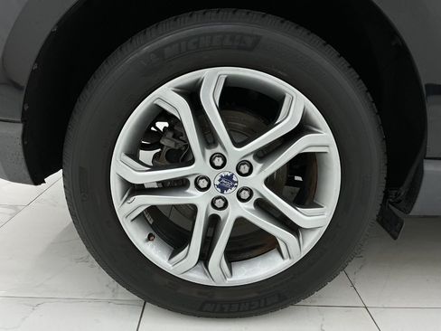 Used 2016 Ford Edge Titanium FWD image 49