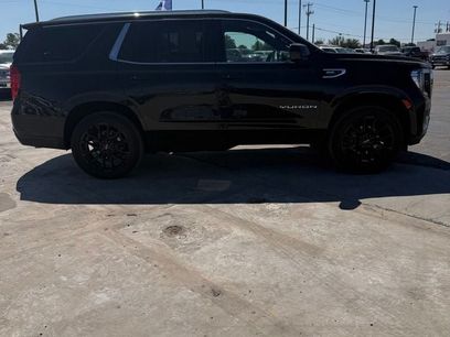 Used 2023 GMC Yukon SLE
