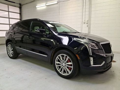 Certified 2022 Cadillac XT5 Sportv w/ Technology Package AWD/4WD image 1