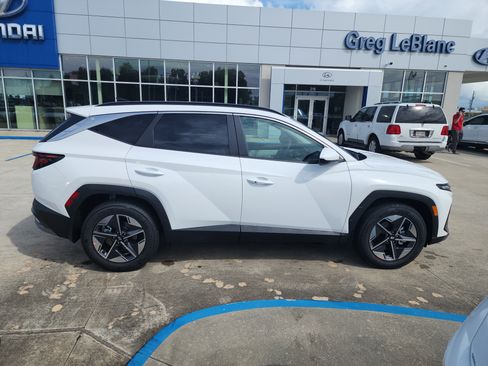 Used 2026 Hyundai Tucson SEL Plus FWD image 8