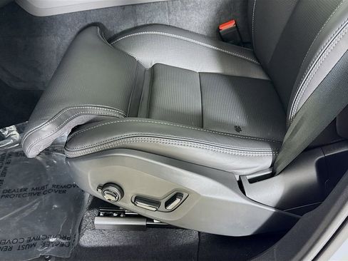 New 2026 Volvo XC60 T8 Ultra w/ Climate Package PRO AWD/4WD image 20