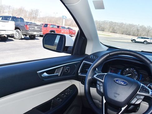 Used 2024 Ford Edge Titanium w/ Titanium Elite Package image 20