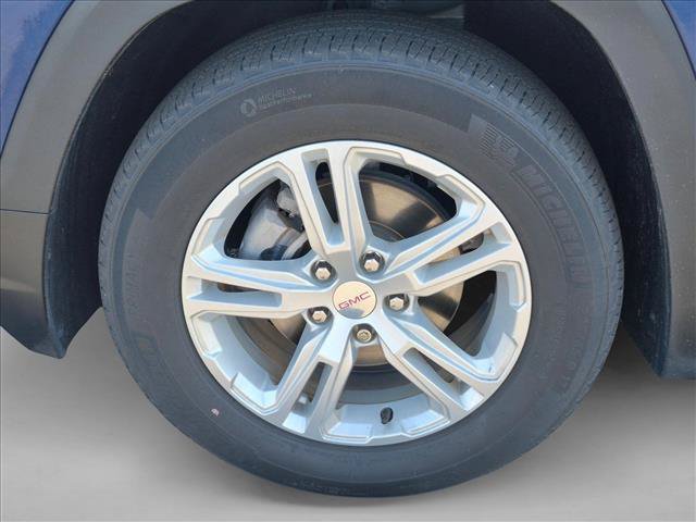 Used 2022 GMC Terrain SLE w/ Driver Convenience Package FWD image 10
