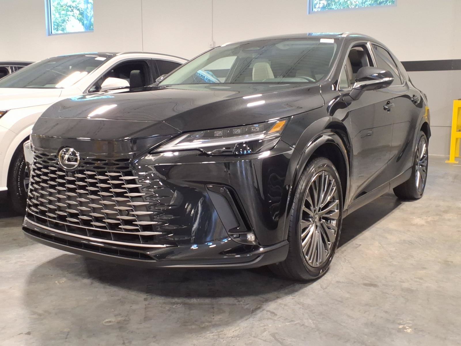 New 2026 Lexus RX 350 w/ Convenience Package AWD/4WD image 3
