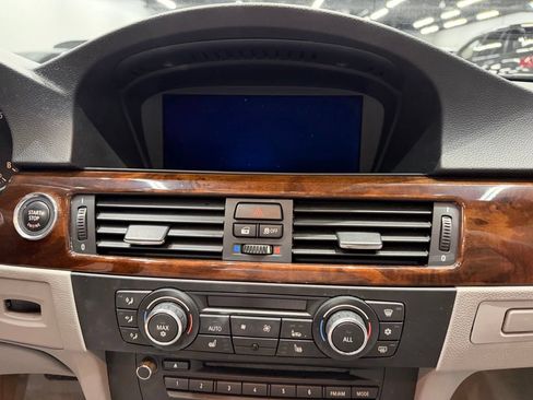 Used 2011 BMW 328i Convertible RWD image 35