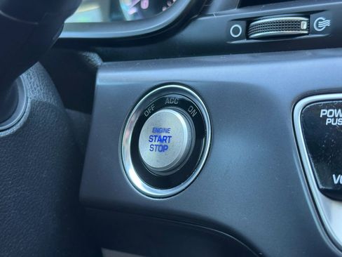 Used 2018 Hyundai Sonata SE FWD image 31