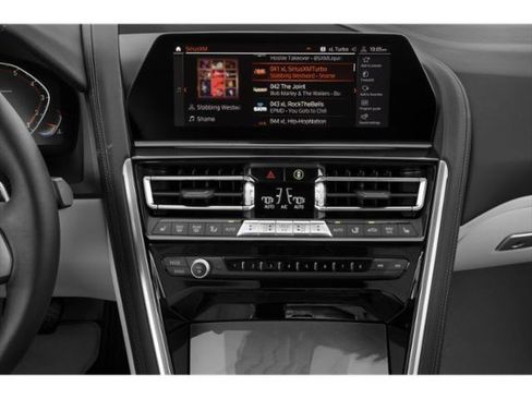 Used 2022 BMW 840i xDrive Convertible AWD/4WD image 13