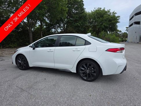 Used 2026 Toyota Corolla SE FWD image 9