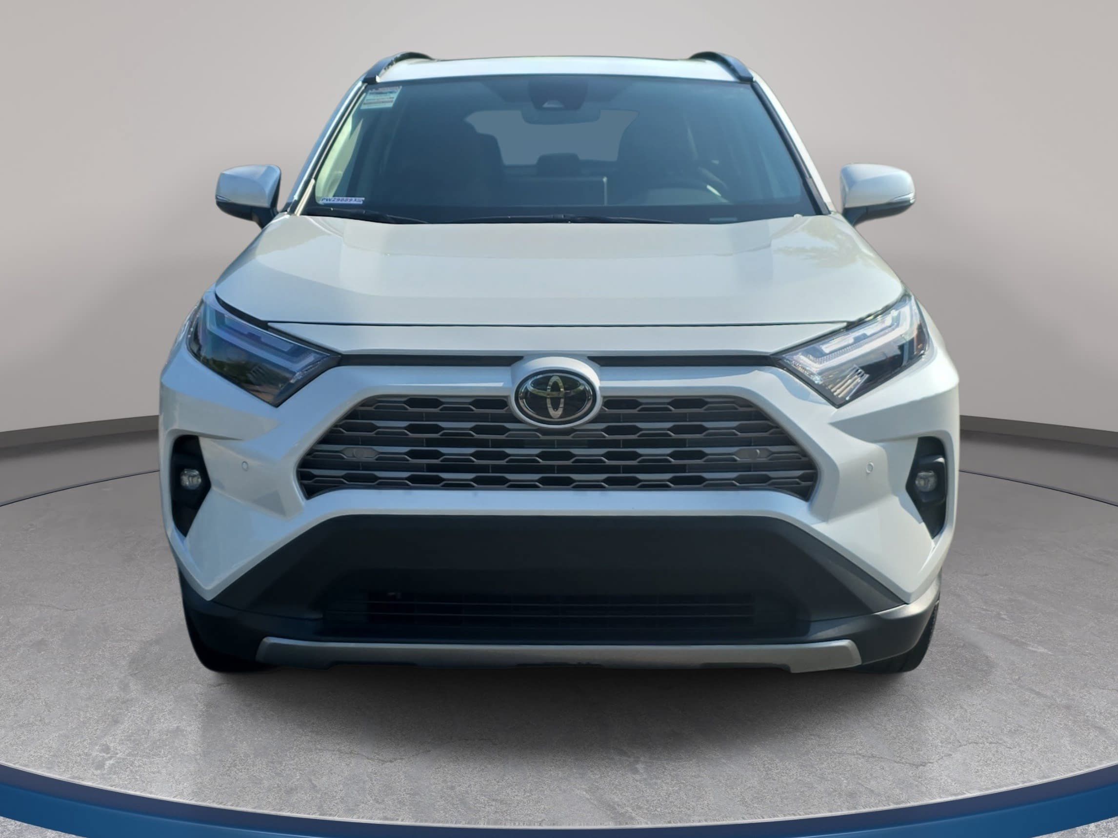 Used 2023 Toyota RAV4 Limited FWD image 2